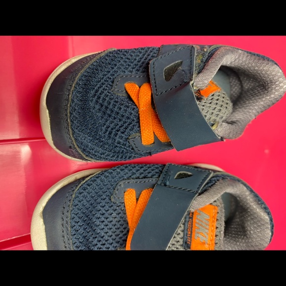 Nike used toddler size 6c blue/orange sneakers - Picture 9 of 12